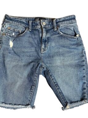 GAP Denim Bermuda Shorts Size 4/27 Distressed Raw Hem Medium Wash 9” Inseam